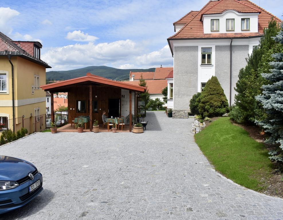 1St Republic Villa - Adults Only Cesky Krumlov Exterior photo